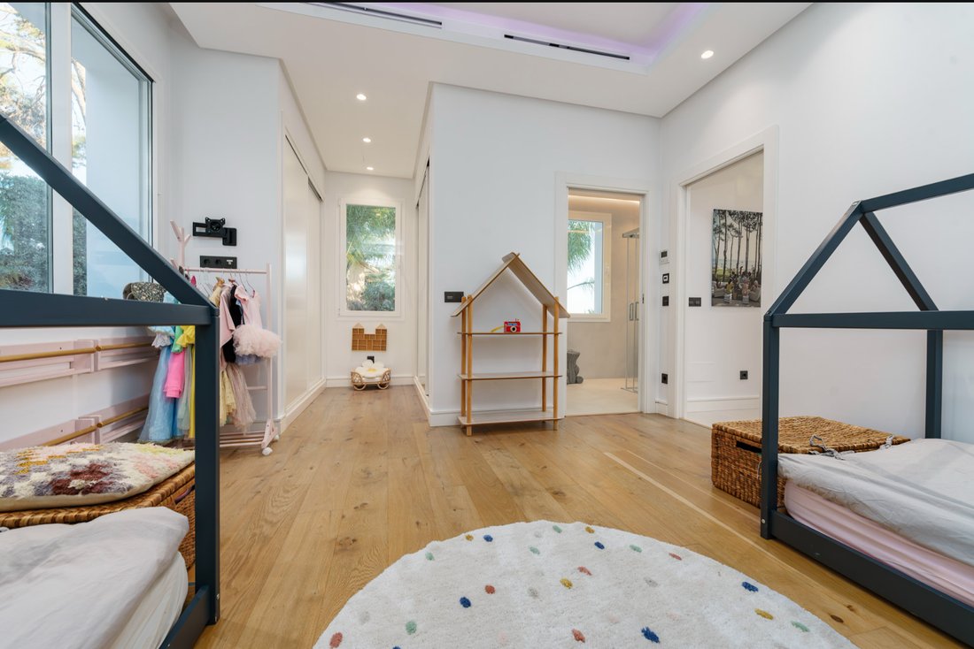 Villa in Puerto Banus, Marbella, Spain 5 - 17888381