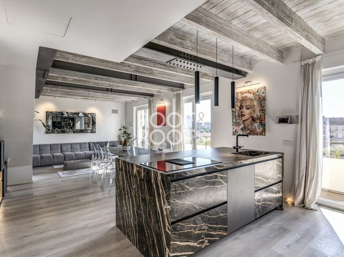 Penthouse in Isola, Milan, Italy 3 - 17888212