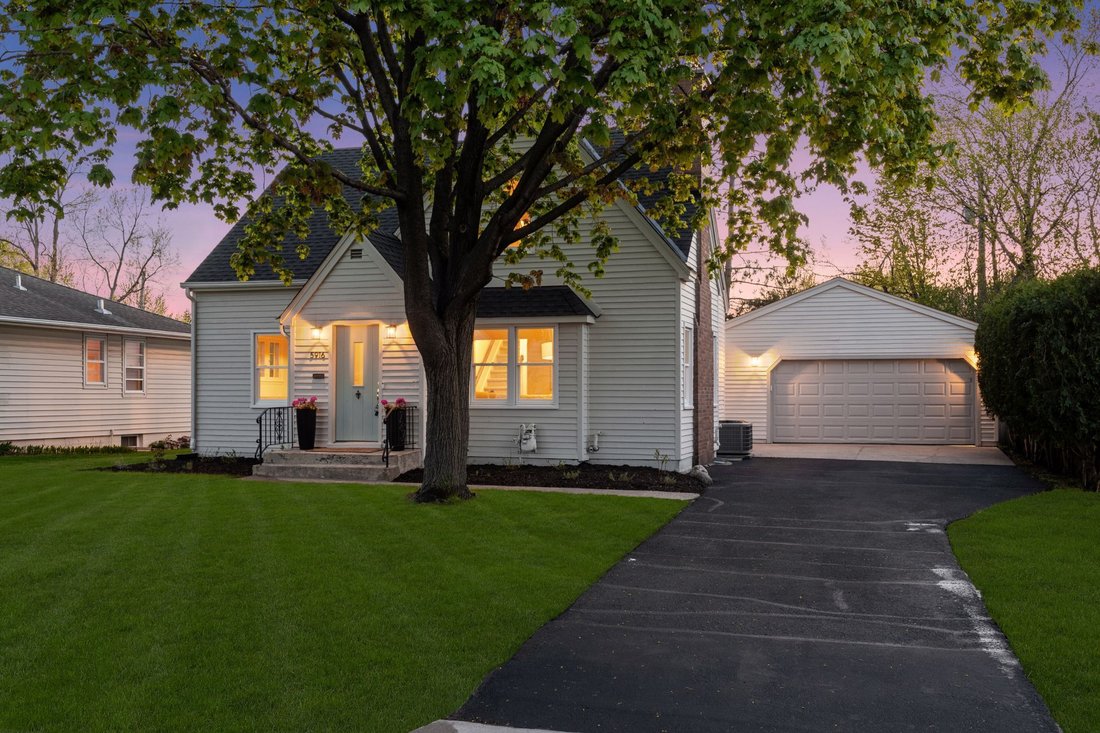 House in Minneapolis, Minnesota, United States 2 - 17889096
