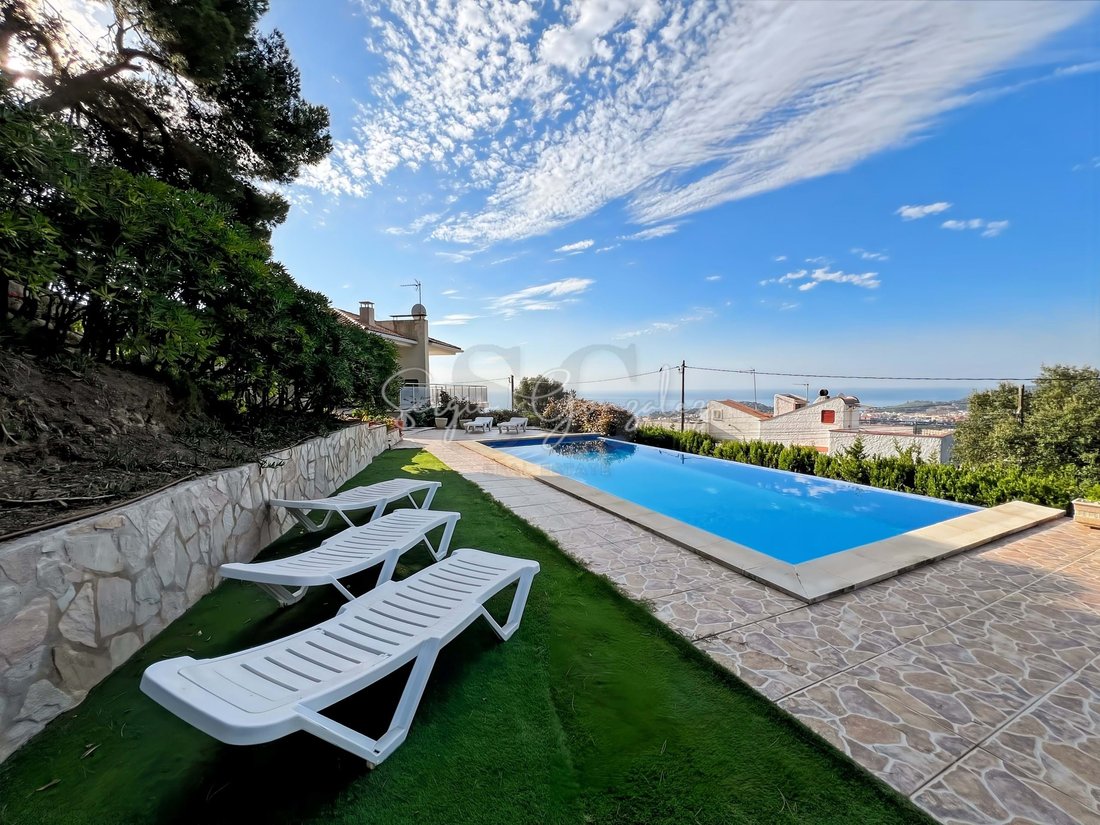Villa in Lloret de Mar, Catalonia, Spain 3 - 16396568