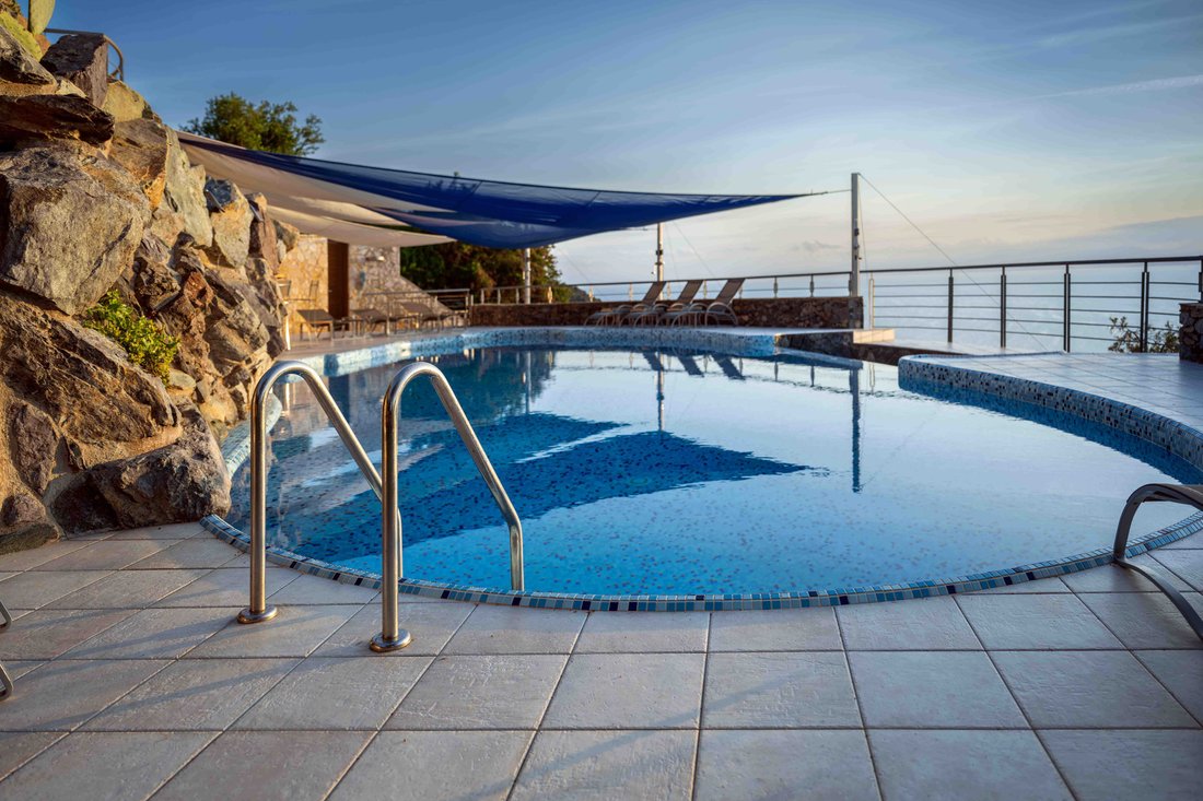 Villa in Pera Melanon, Tyros, Greece 2 - 17891222