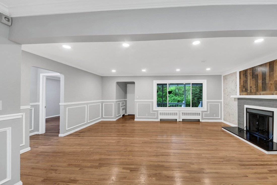 House in Valhalla, New York, United States 5 - 17888311