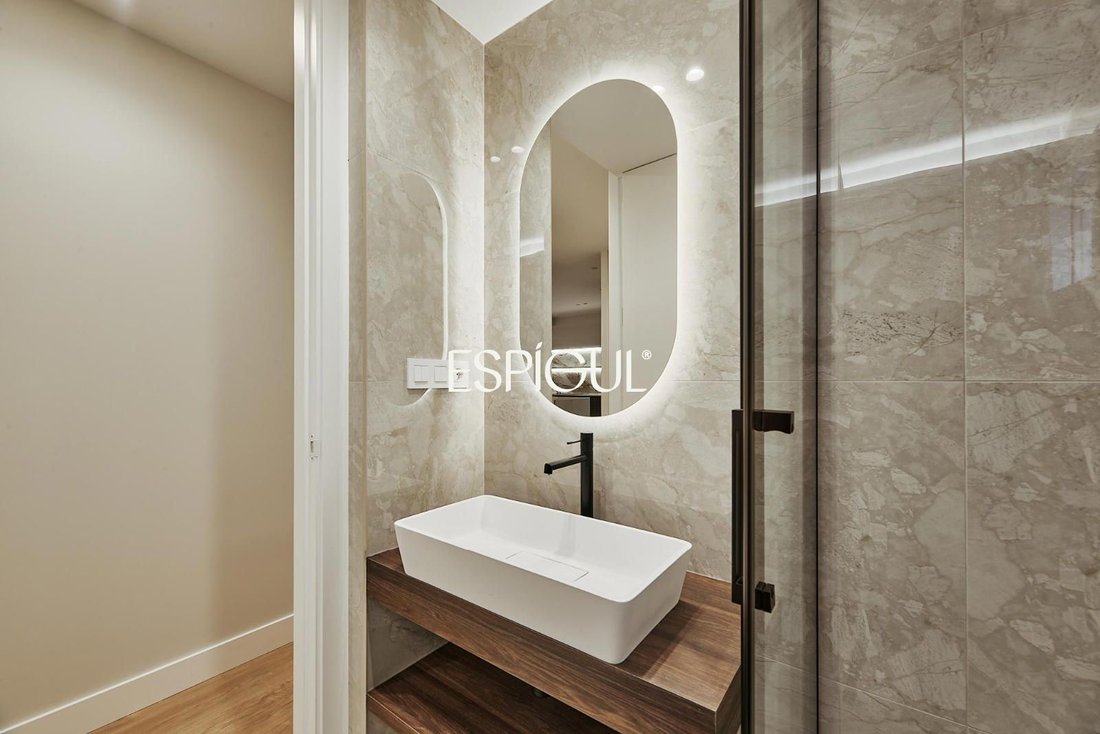 Apartment in Barrio Salamanca, Madrid, Spain 5 - 17888672