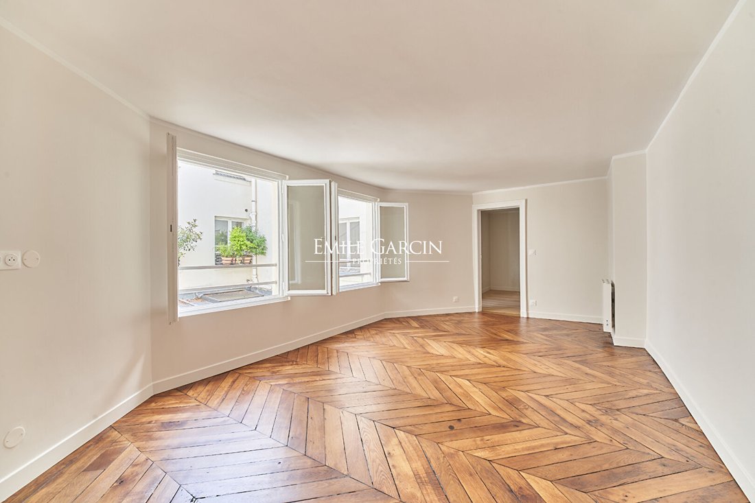 Apartment in Palais Royal, Paris 1er Arrondissement, Paris 1 - 17547782