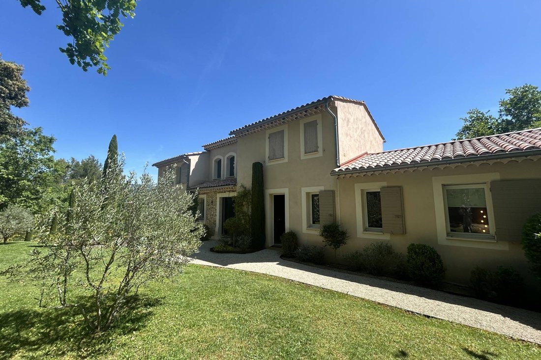 Estate in Saint-Saturnin-lès-Apt, Provence-Alpes-Côte d'Azur, France 4 - 17891122