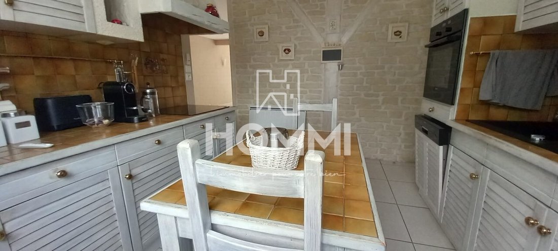 House in Saint-Mars-du-Desert, Pays de la Loire, France 3 - 17635066