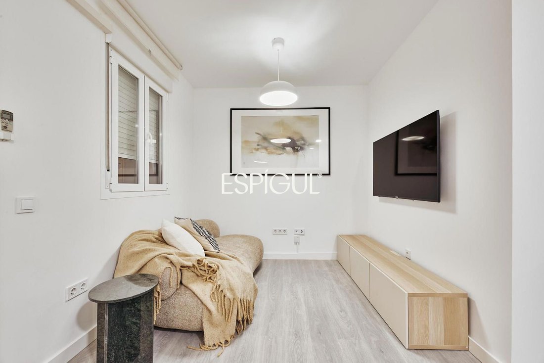 Apartment in Chamberi, Madrid, Spain 1 - 17889086
