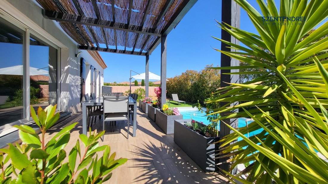 Villa in Lunel, Occitania, France 5 - 17468664