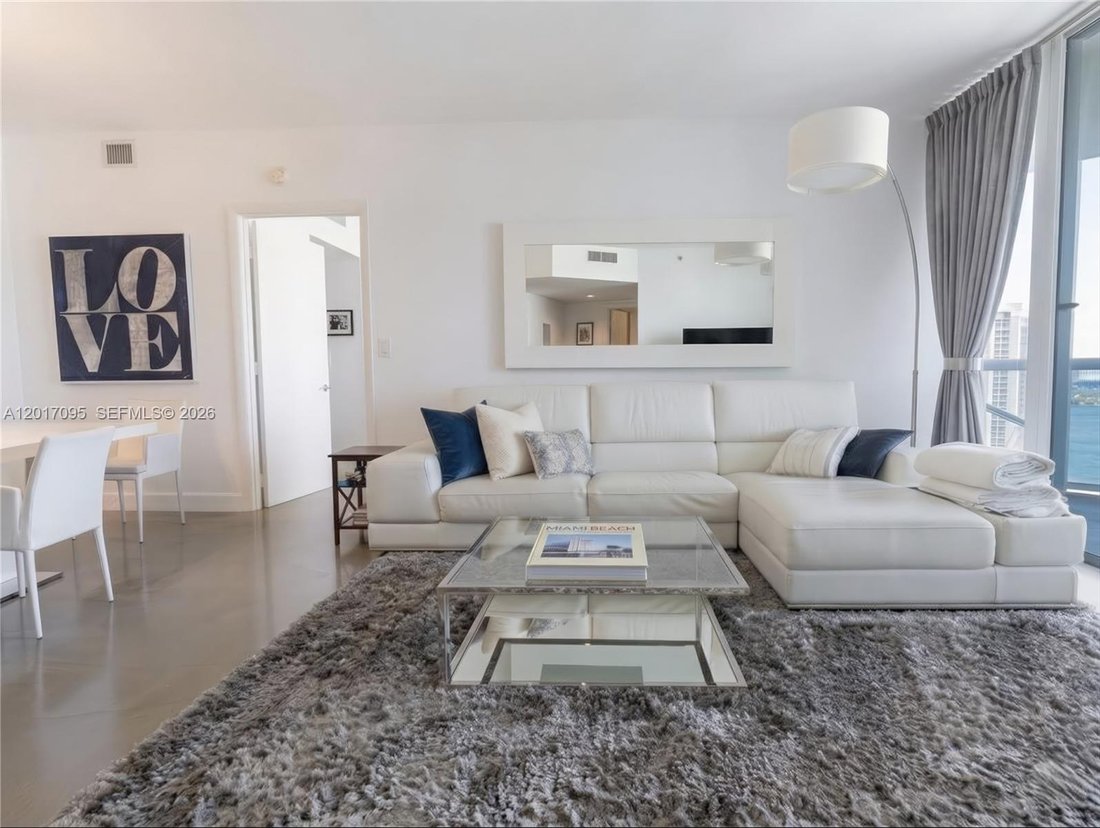 Condo in Miami Beach, Florida, United States 4 - 17890599