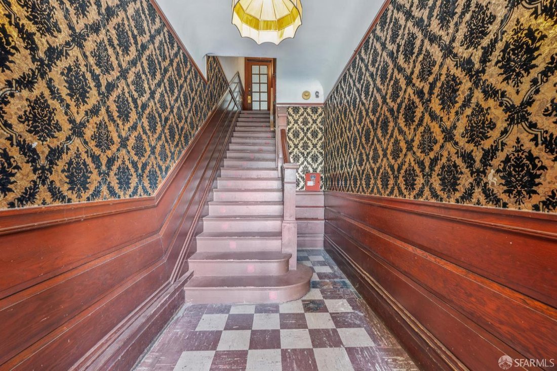 San Francisco, California, United States 4 - 17823865