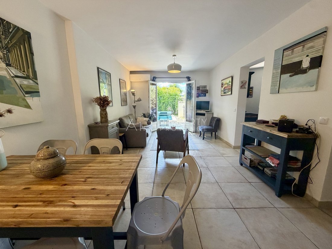 House in Lourmarin, Provence-Alpes-Côte d'Azur, France 3 - 17893119