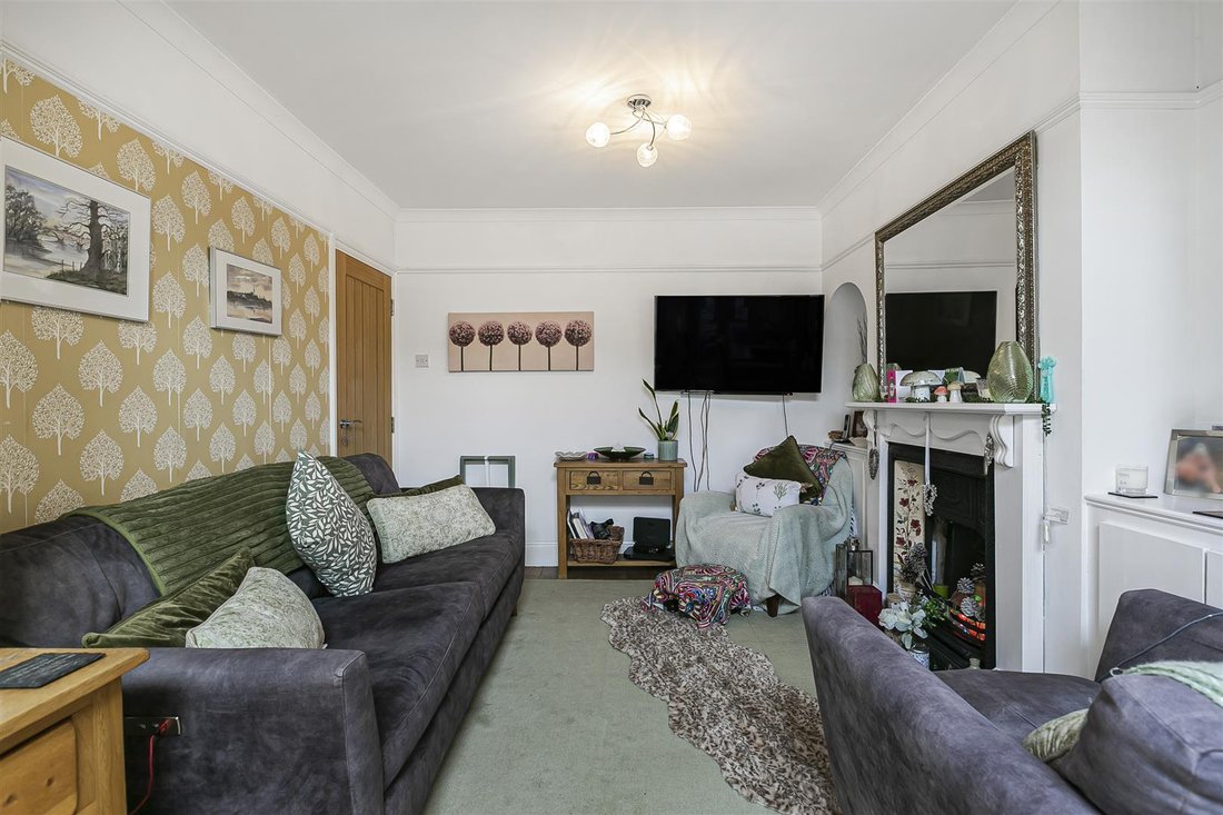 House in Kingston Upon Thames, Royal Borough of Kingston upon Thames, England 5 - 17888451