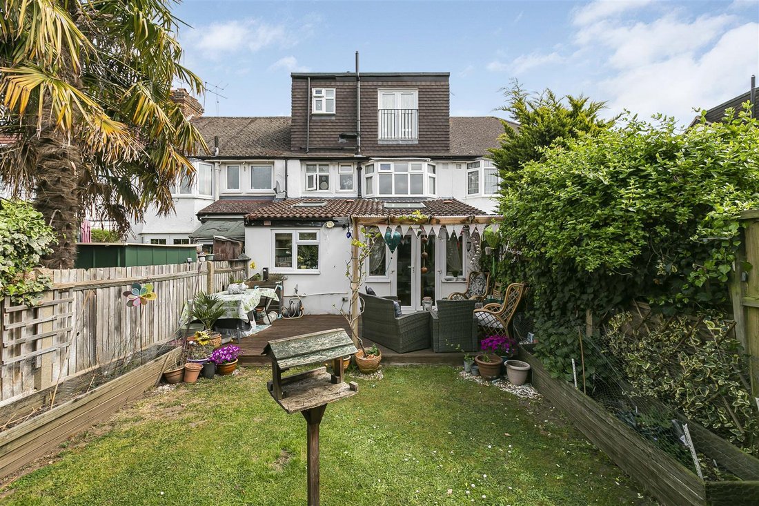 House in Kingston Upon Thames, Royal Borough of Kingston upon Thames, England 2 - 17888451