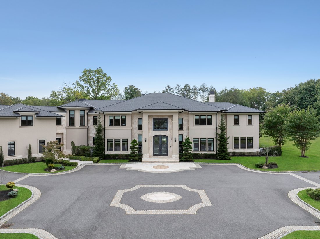 House in Old Brookville, New York, United States 2 - 17890079