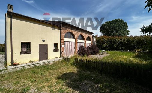 Country House in Oppeano, Veneto, Italy 1