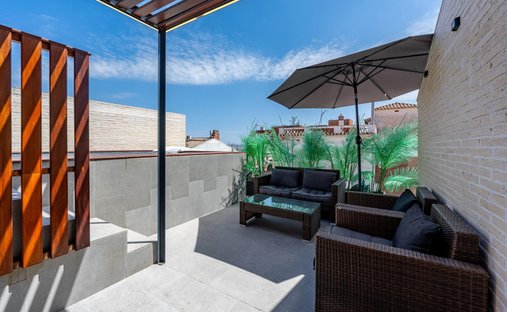Villa in Esplugues de Llobregat, Catalonia, Spain 1