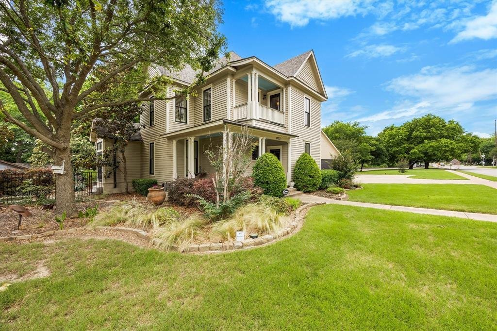 House in Waxahachie, Texas, United States 1 - 17890993