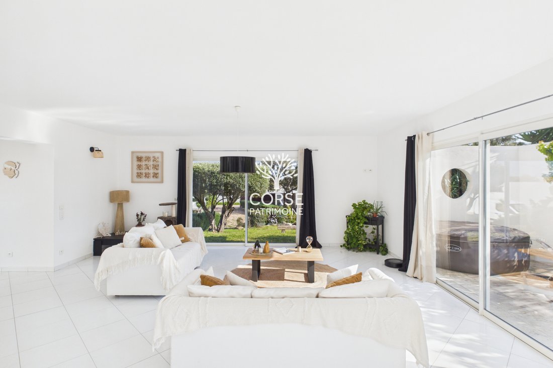 House in Porto-Vecchio, Corsica, France 3 - 17892047