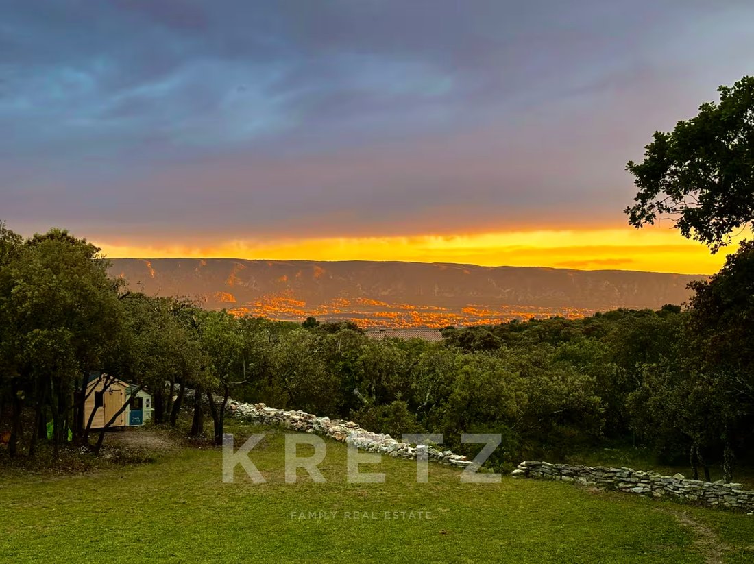 Maison à Gordes, Provence-Alpes-Côte d'Azur, France 2 - 16314057