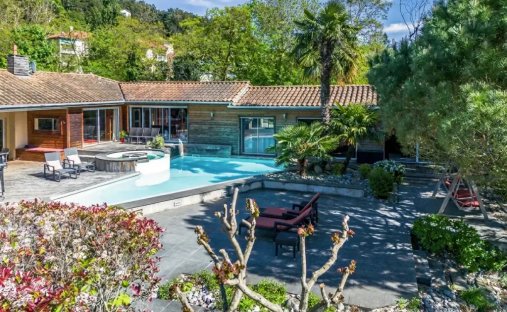 Haus in Limonest, Auvergne-Rhone-Alpen, Frankreich 1