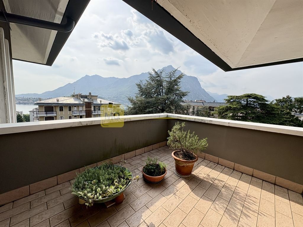 Apartment in Lungo Lago-Centro, Lecco, Lombardy 1 - 17890437