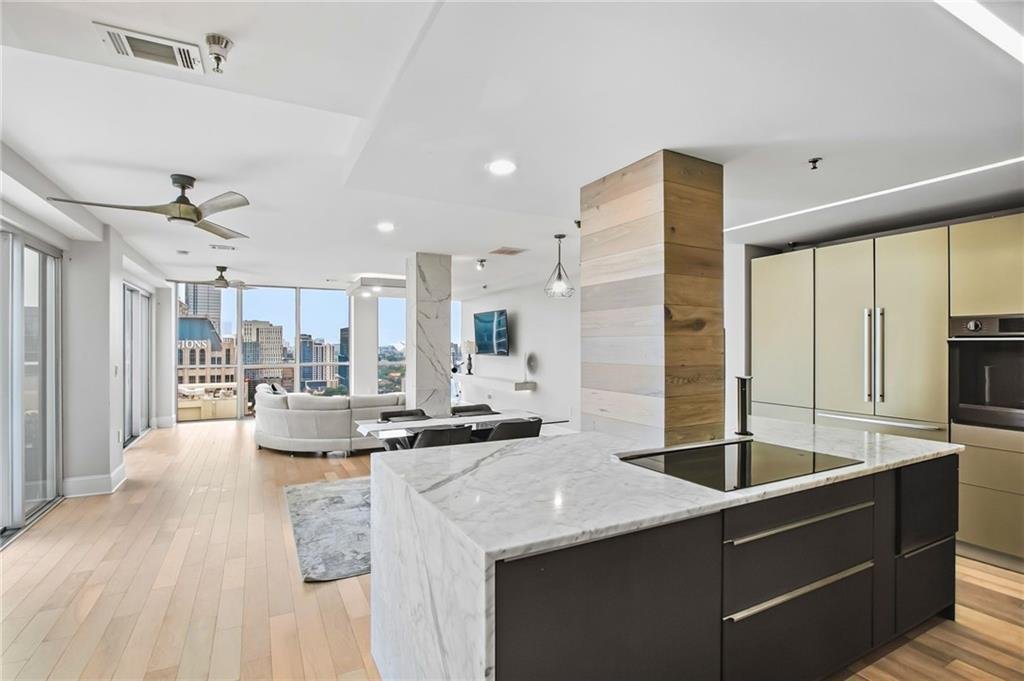 Condo in Atlanta, Georgia, United States 2 - 17802769