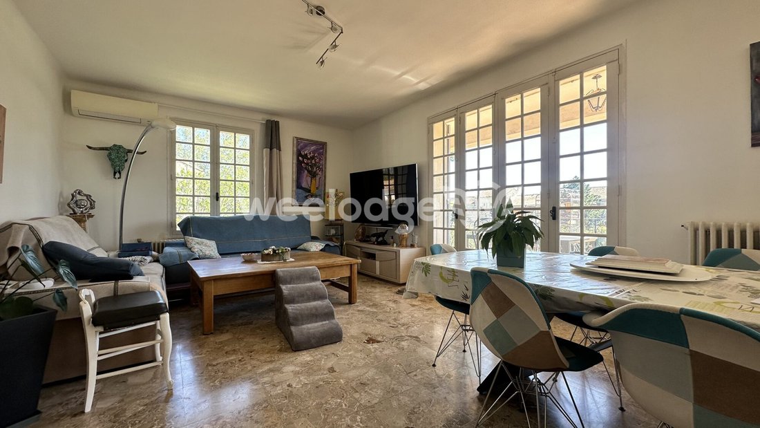 House in Noves, Provence-Alpes-Côte d'Azur, France 5 - 17893175