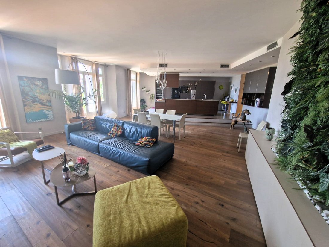 Apartment in Menton, Provence-Alpes-Côte d'Azur, France 2 - 17888903