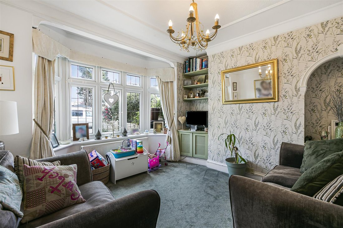 House in Kingston Upon Thames, Royal Borough of Kingston upon Thames, England 3 - 17888451