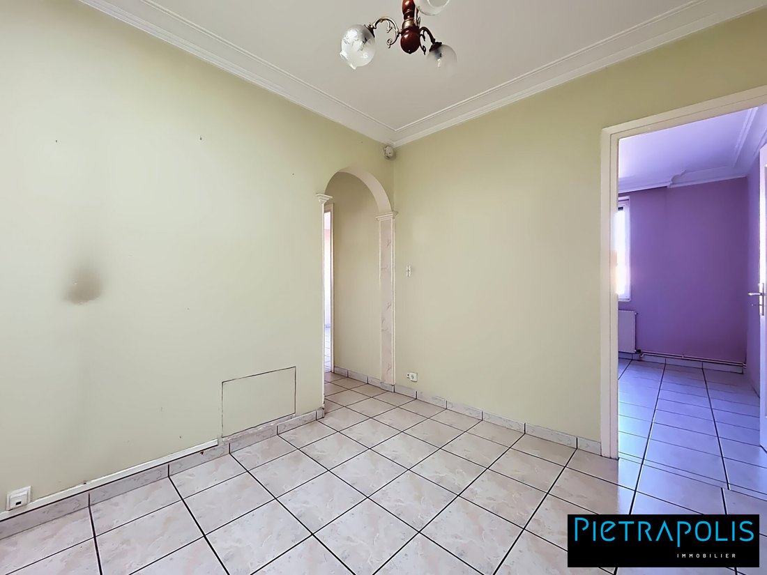 Apartment in Bron, Auvergne-Rhône-Alpes, France 4 - 17893312