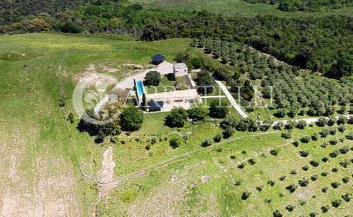 Corps de ferme à Manciano, Toscane, Italie 1