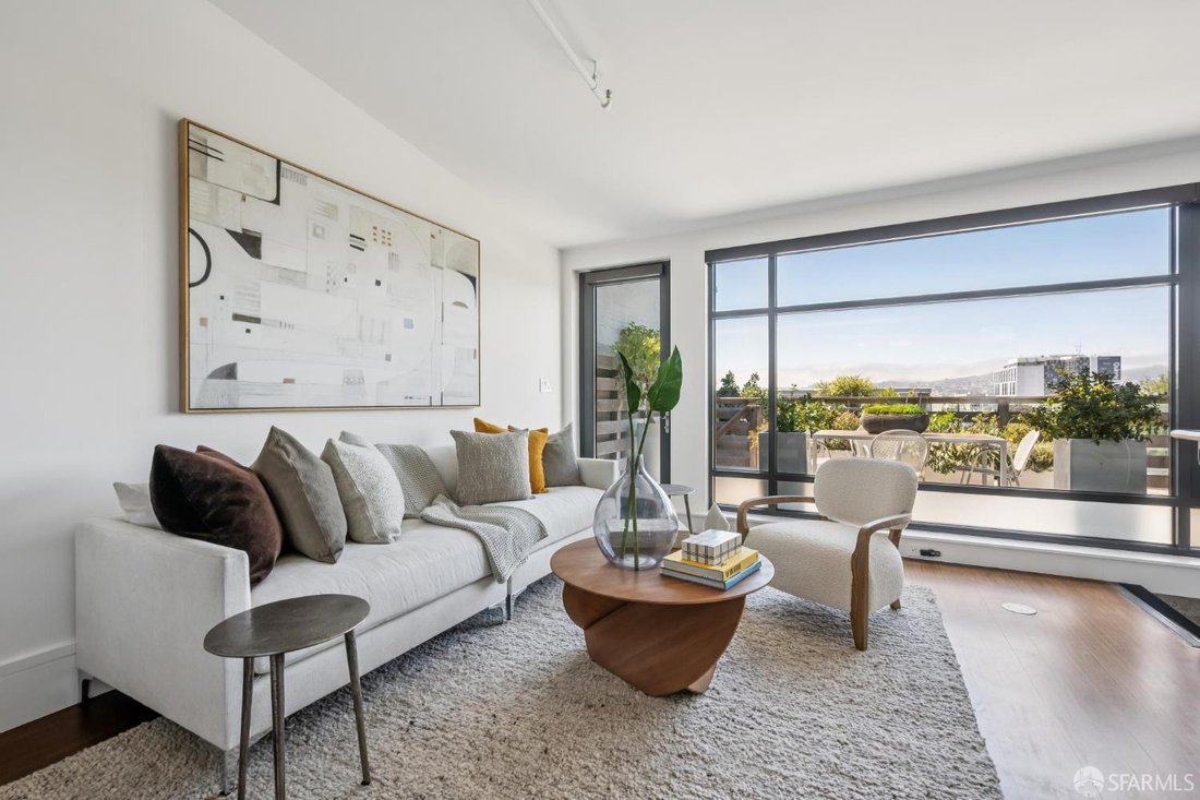 Condo in San Francisco, California, United States 5 - 17890920
