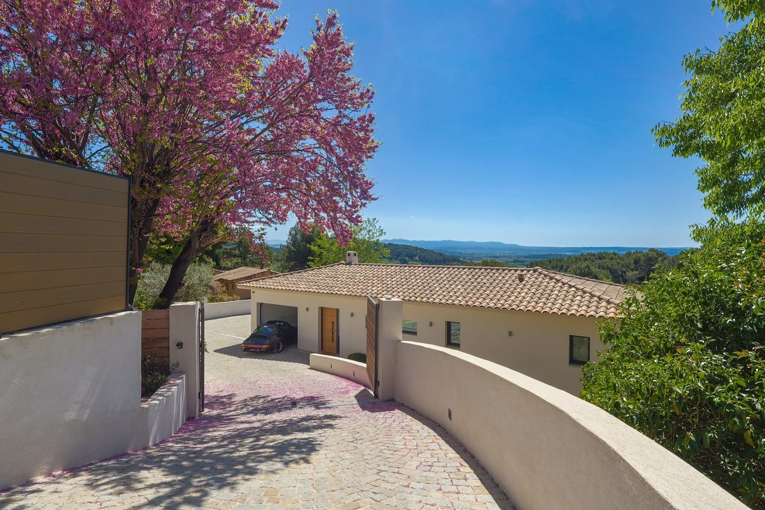 House in Le Tholonet, Provence-Alpes-Côte d'Azur, France 4 - 17890284