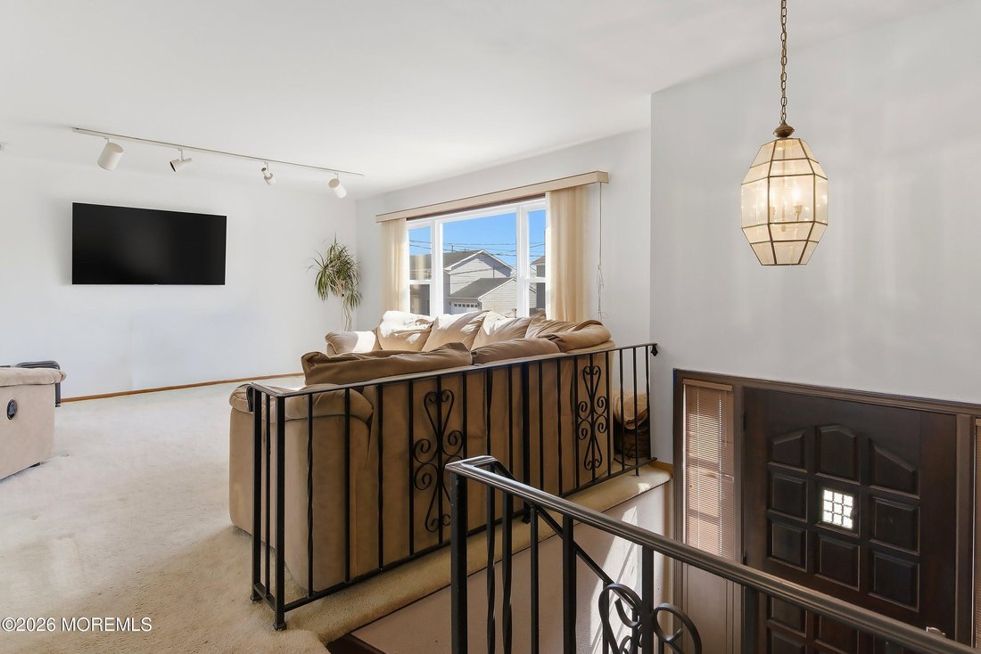 House in Toms River, New Jersey, United States 3 - 17890628