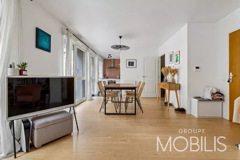 Apartment in Clignancourt-Jules Joffrin, Paris 18e Arrondissement, Paris 3 - 17889617