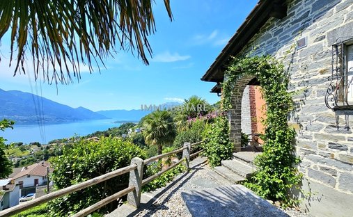 Maison à Gordola, Tessin, Suisse 1