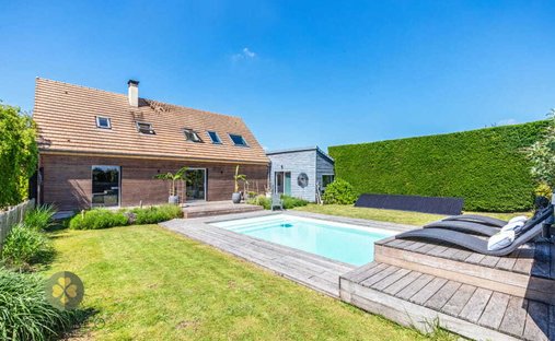 House in Houdan, Ile-de-France, France 1