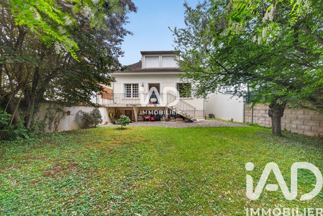 House in La Varenne, Saint-Maur-des-Fossés, France 2 - 17852365