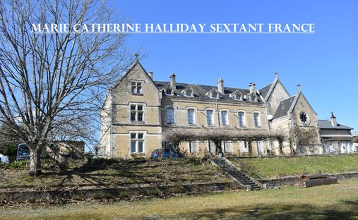 Castello a La Coquille, Nuova Aquitania, Francia 1