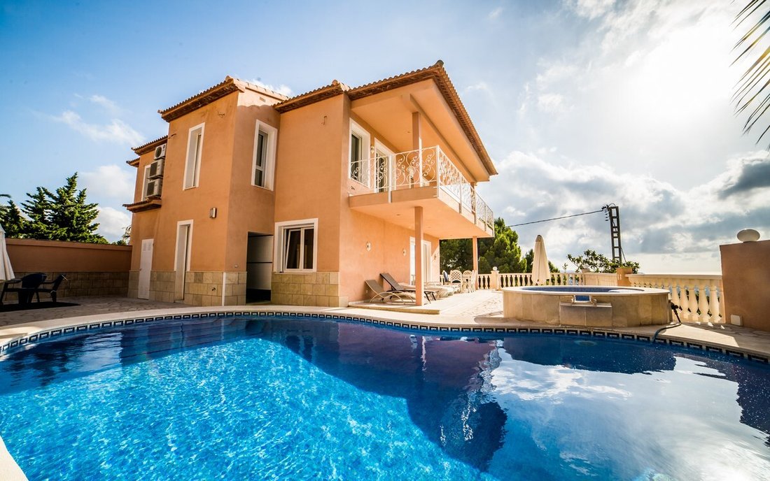 Villa en Calp / Calpe, Comunidad Valenciana, España 2 - 11246421