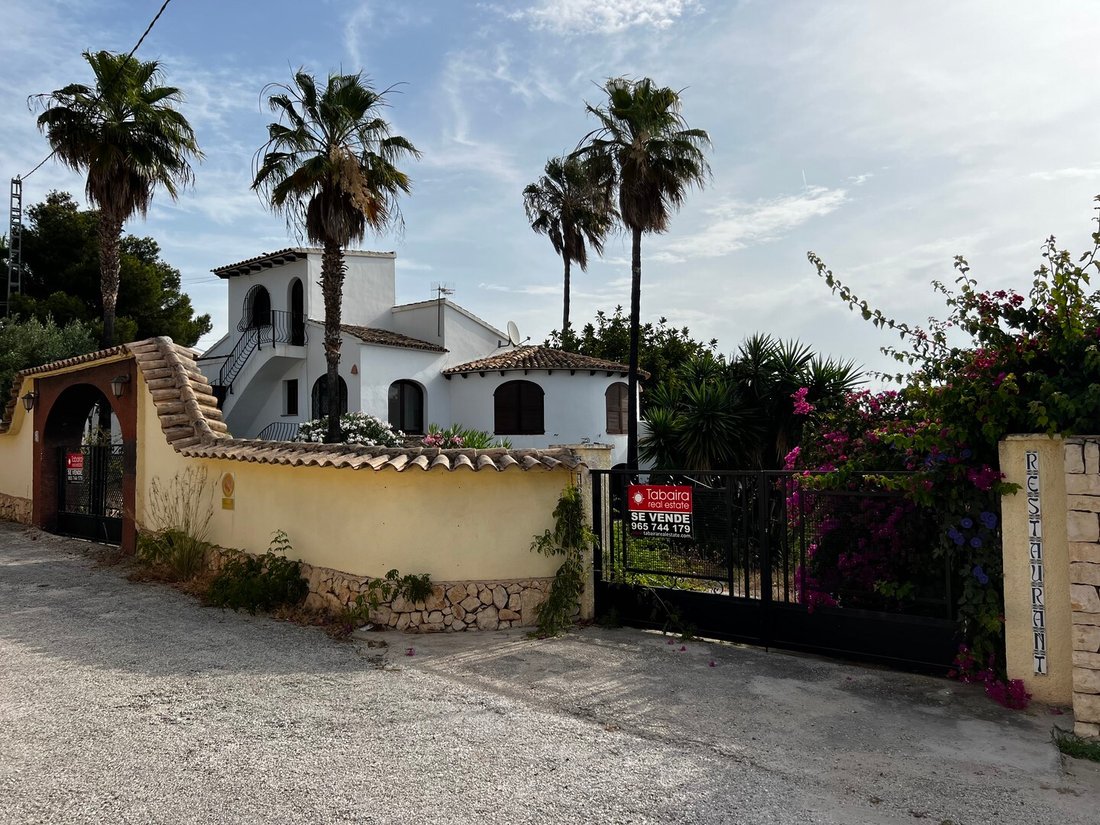 Villa in Benissa, Valencian Community, Spain 2 - 15782548
