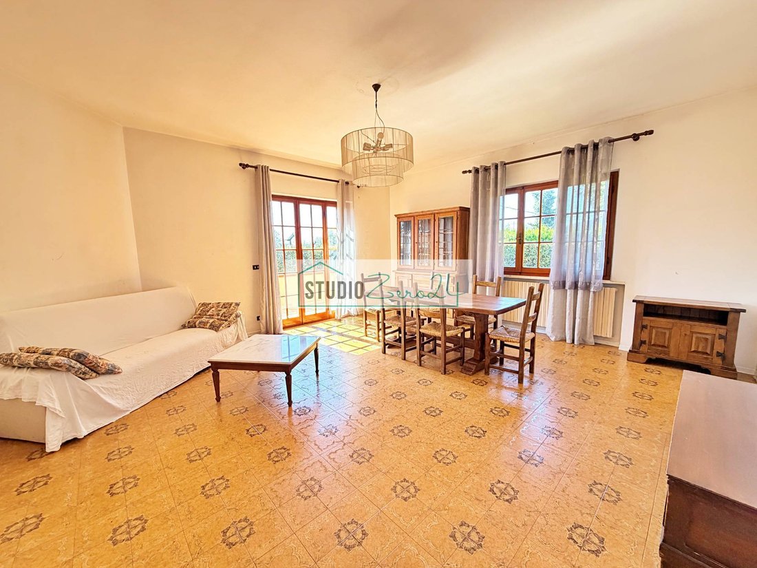 Villa in Pietrasanta, Tuscany, Italy 2 - 17893007