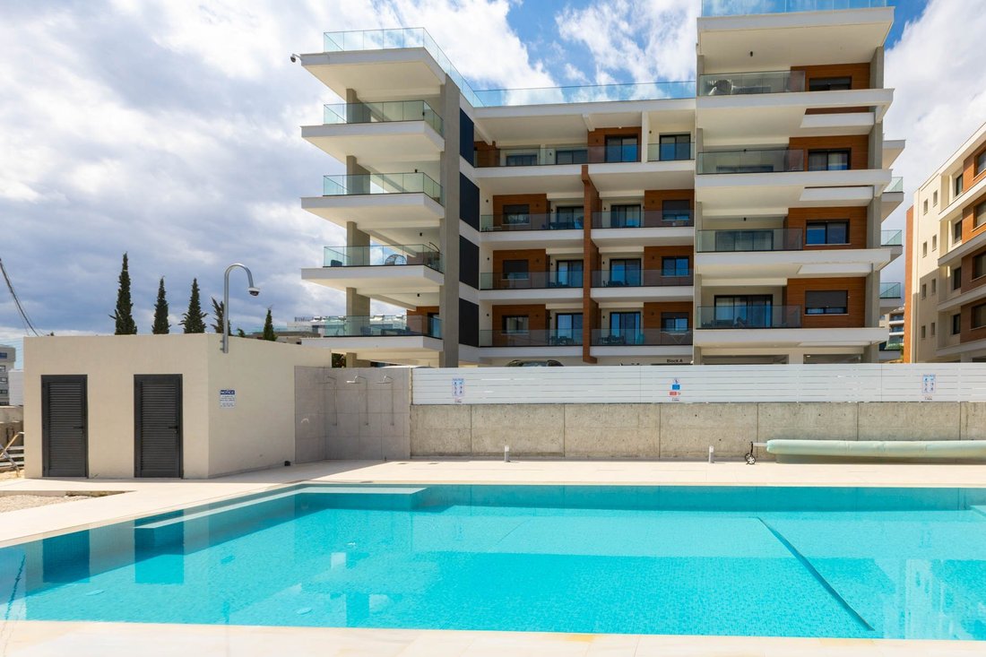 Apartment in Germasogeia, Limassol, Cyprus 1 - 17760418