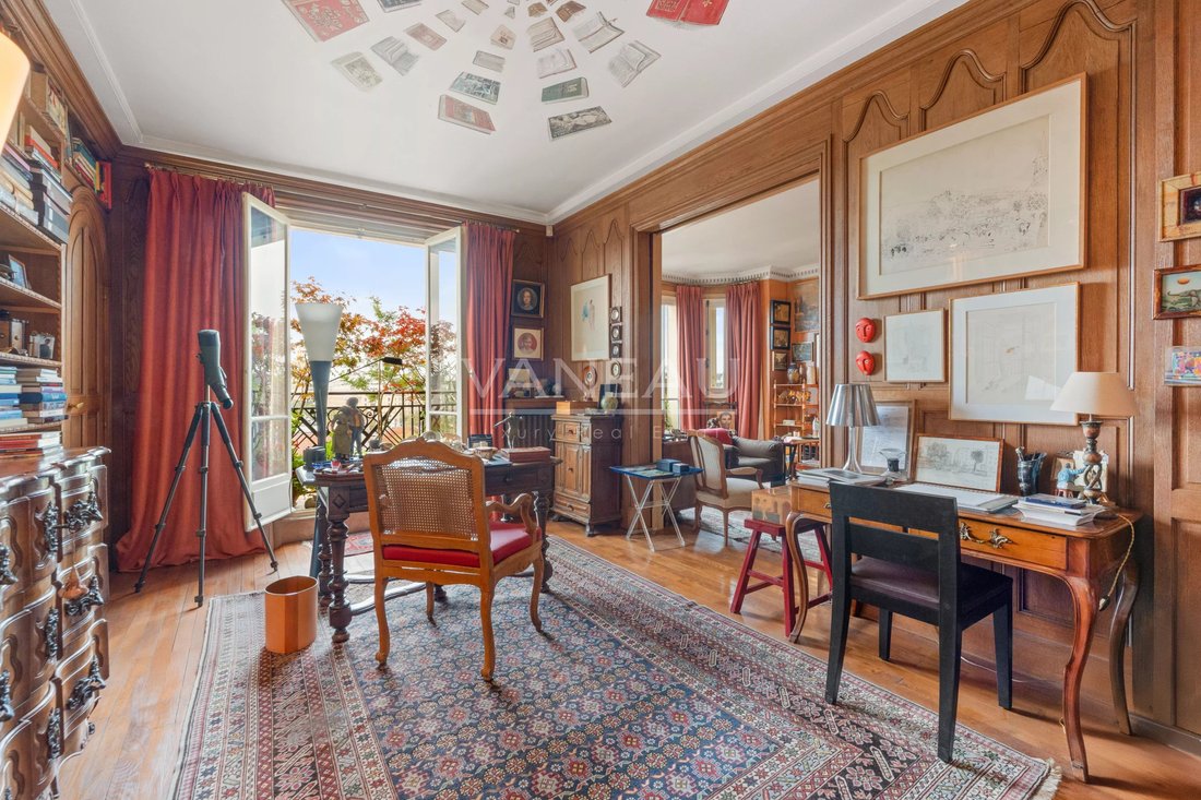 Apartment in Gros Caillou, Paris 7e Arrondissement, Paris 4 - 17889650