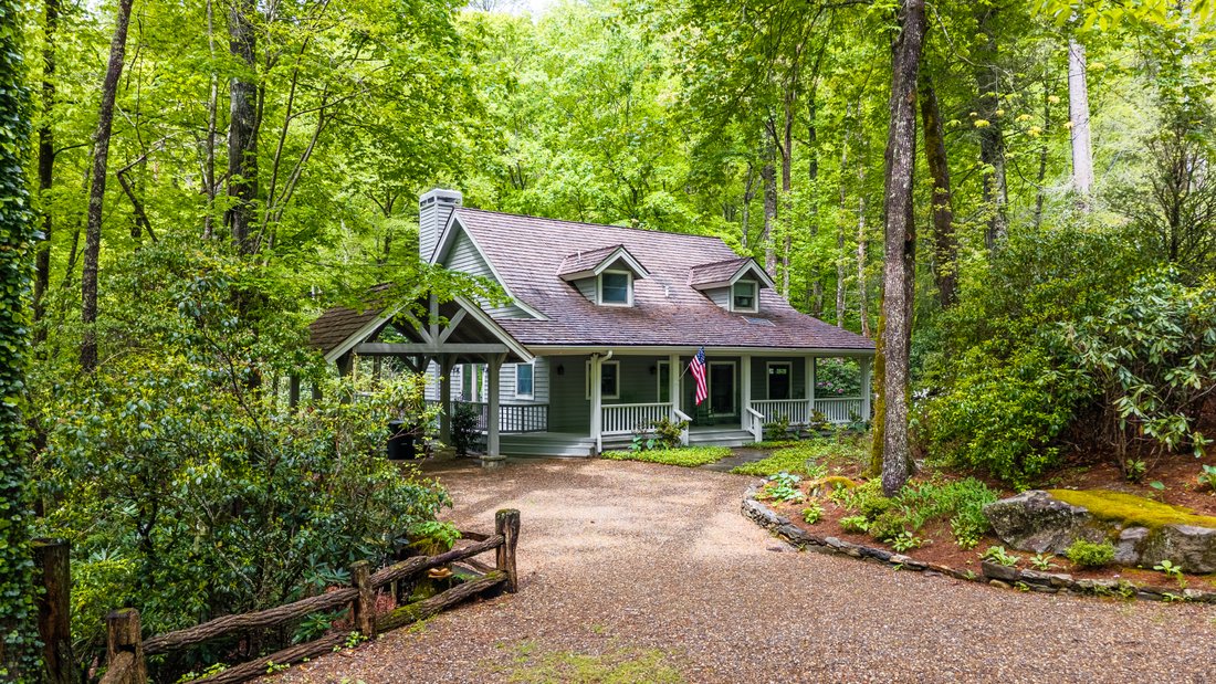 House in Glenville, North Carolina, United States 1 - 17281103