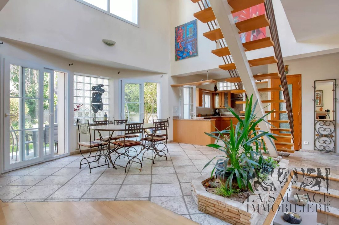 Townhouse in Centre, Romainville, France 5 - 17889500