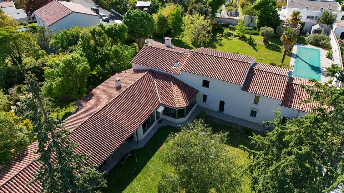 House in Bourg, Lagord, France 1 - 17888093