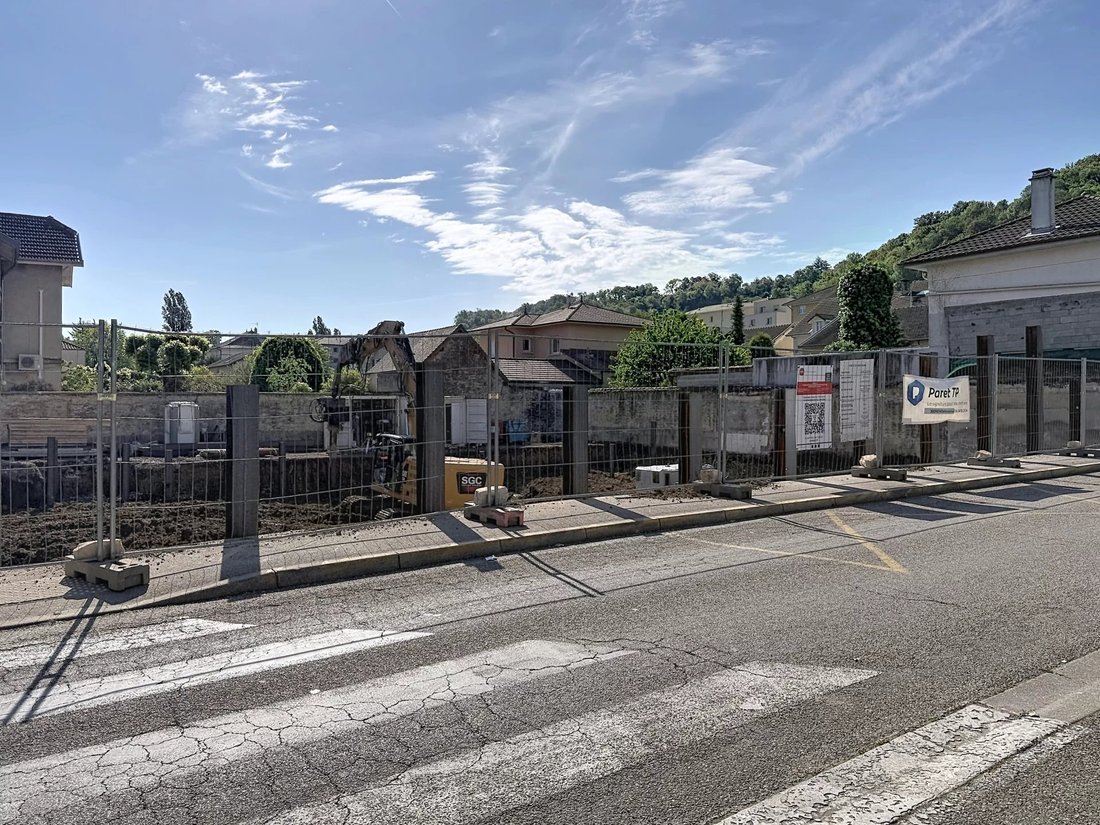 Apartment in Centre Ville Est, Bourgoin-Jallieu, France 3 - 17885197