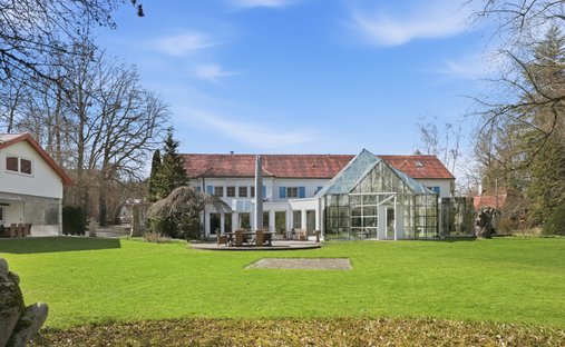 Villa in Laupheim, Baden-Württemberg, Deutschland 1