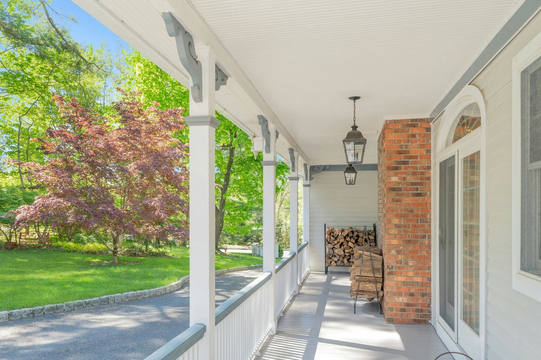 House in Saddle River, New Jersey, United States 4 - 17889158